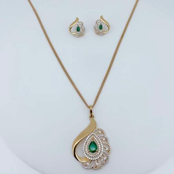 Imperial Emarald Rose Gold Drop Set