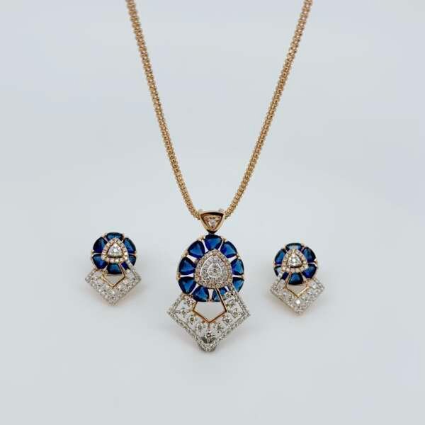Royal Crest Diamond Set