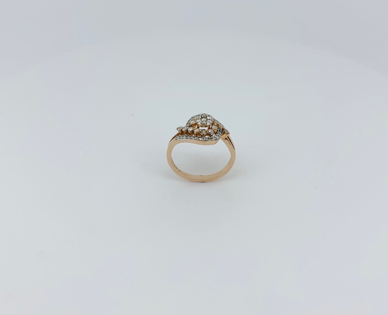 Radiant Bloom Diamond Ring / Glorious Cocktail Look Diamond Ring - Image 2